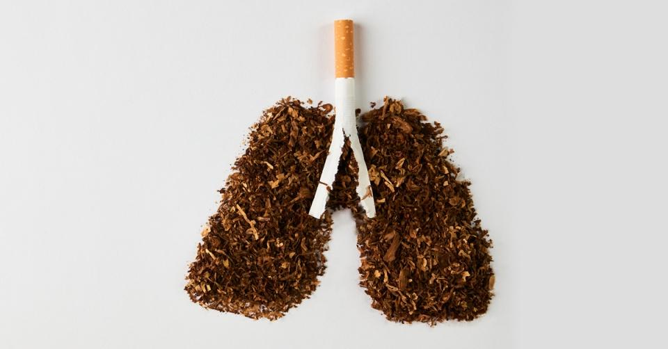 Lung cancer risk drops 'dramatically' five years after quitting smoking image 